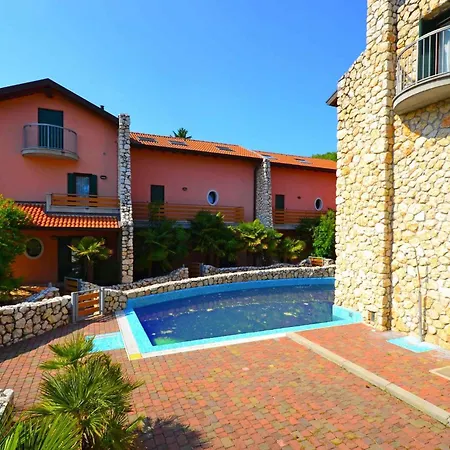 Homes In Lignano 21665 *