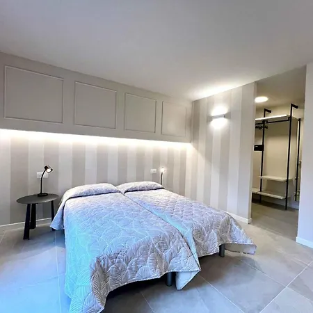 Homes In Lignano 21665 *